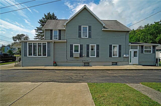 213-215 Conhocton St, Corning City, NY 14830 - photo 3