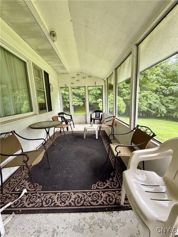 9418 Glenmore Rd Unit Es, Annsville, NY 13471 - sunroom / solarium featuring lofted ceiling