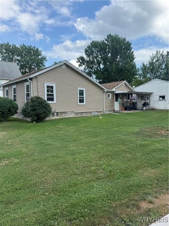 29 Church St, Royalton, NY 14105 - view of front of house featuring a front yard