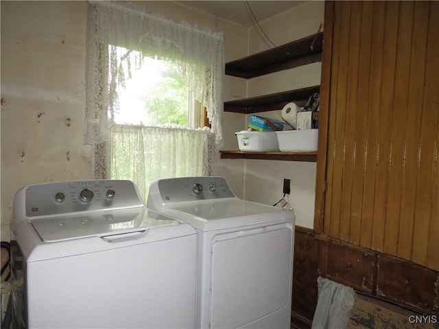 164 Kanzog Rd, German Flatts, NY 13407 - laundry area with washer and dryer