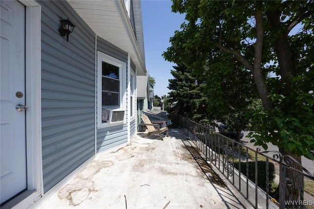 54 Tuxedo Pl, Buffalo, NY 14207 - view of patio / terrace