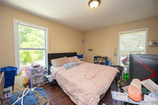 54 Tuxedo Pl, Buffalo, NY 14207 - bedroom with wood finished floors