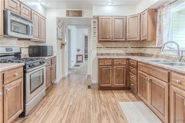 604 Academy St, Hammond, NY 13646 - photo 9