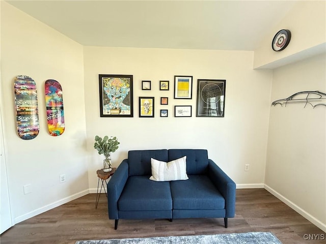 2301 Greymoor Way, Lysander, NY 13027 - sitting room featuring wood finished floors