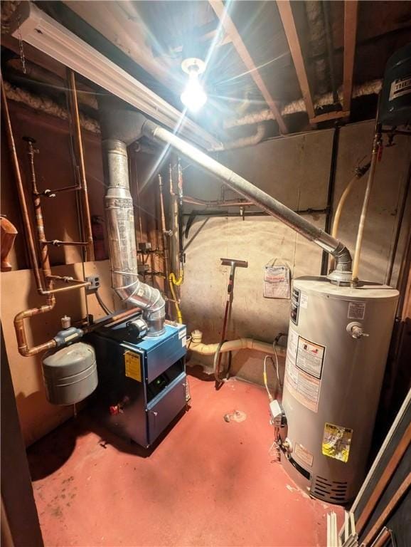 310 E Green St, Smethport Boro, PA 16749 - unfinished basement featuring gas water heater