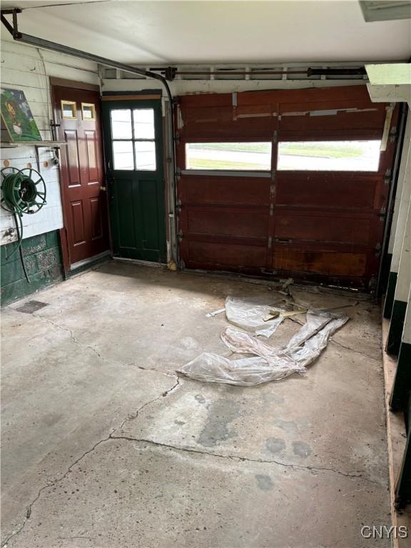 39 Standart Ave, Auburn, NY 13021 - view of garage