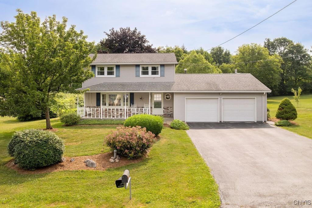 4952 Crestwood Ln, Onondaga, NY 13215 - photo 1