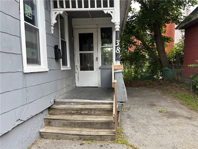 38 Cedar St, Rochester, NY 14611 - doorway to property