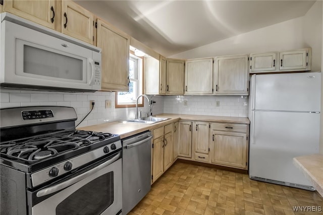 926 Bluff Rd Unit 18, Carlton, NY 14571 - photo 5