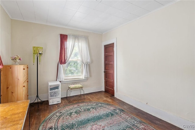 315 Boyden St, Syracuse, NY 13203 - unfurnished room with wood finished floors and ornamental molding