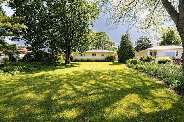 760 Beach Ave, Rochester, NY 14612 - view of grassy yard