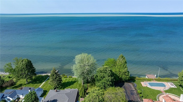 760 Beach Ave, Rochester, NY 14612 - aerial view of a nearby body of water