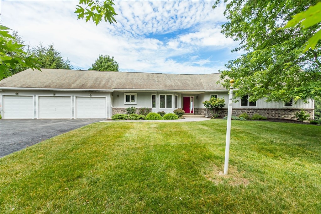 6100 Rossier Rd, Canandaigua Town, NY 14424 - photo 1