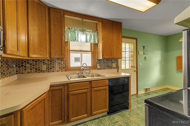 1014 98th St, Niagara Falls, NY 14304 - photo 15