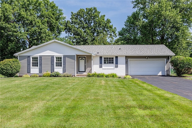 24 Battle Green Dr, Chili, NY 14624 - photo 1