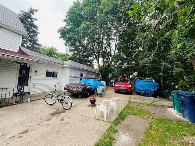 97 Kail St, Buffalo, NY 14207 - view of parking