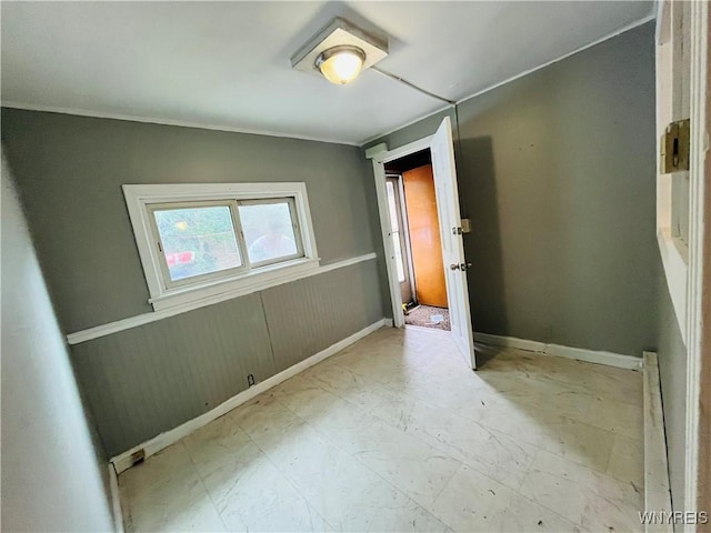 97 Kail St, Buffalo, NY 14207 - spare room featuring baseboards