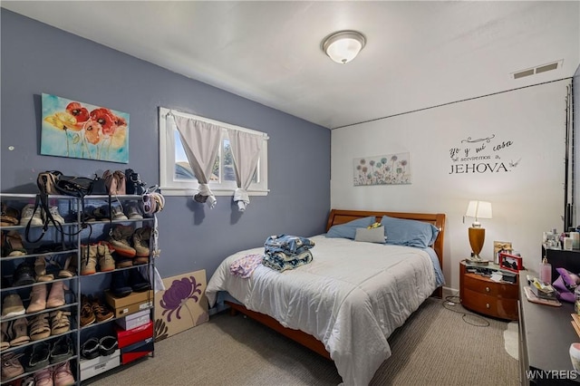 1142 Harlem Rd, Cheektowaga, NY 14227 - bedroom featuring carpet floors
