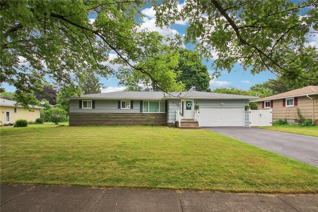 4 Drexel Dr, Gates, NY 14606 - photo 1