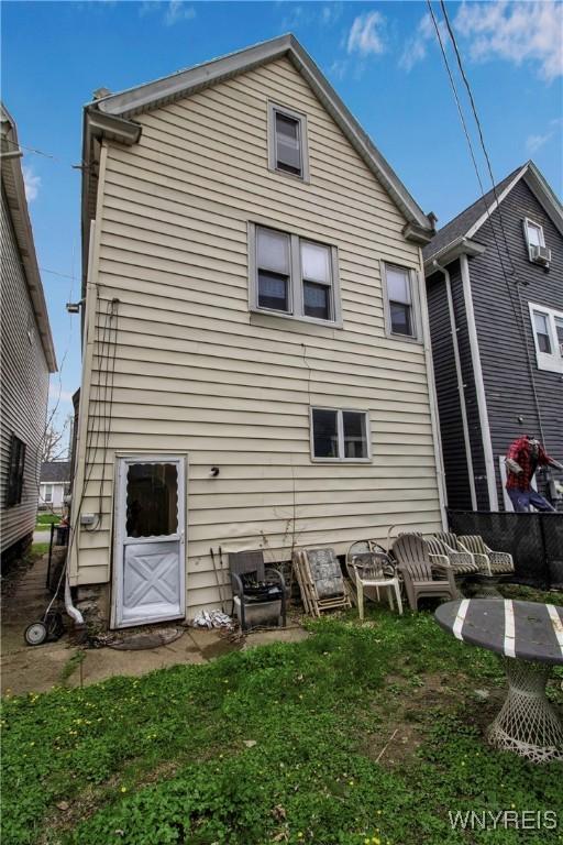 49 Massachusetts Ave, Buffalo, NY 14213 - rear view of house