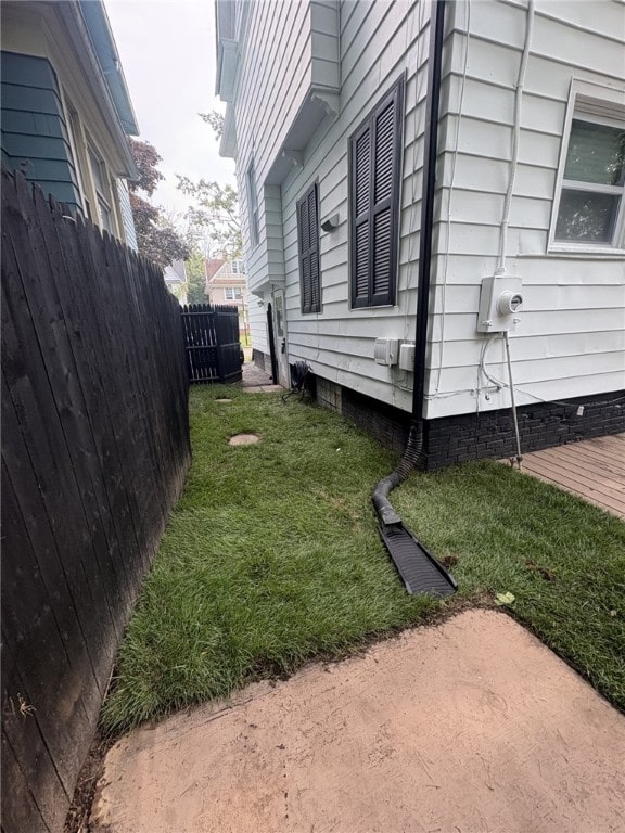 176 Selye Ter, Rochester, NY 14613 - view of yard