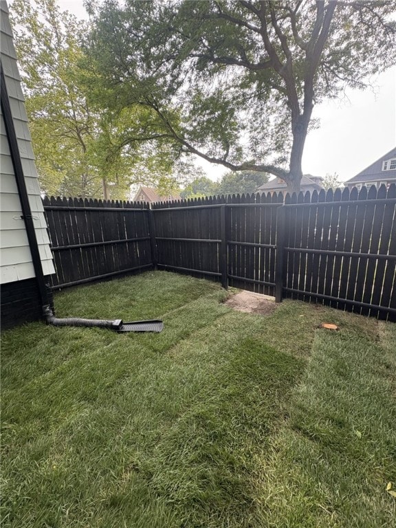 176 Selye Ter, Rochester, NY 14613 - view of fenced backyard