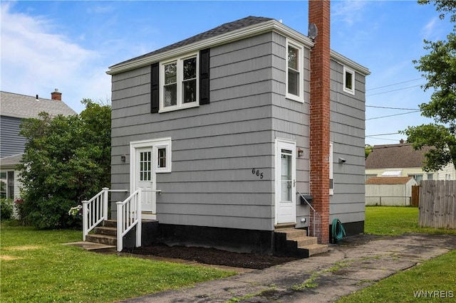665 76th St, Niagara Falls, NY 14304 - photo 1