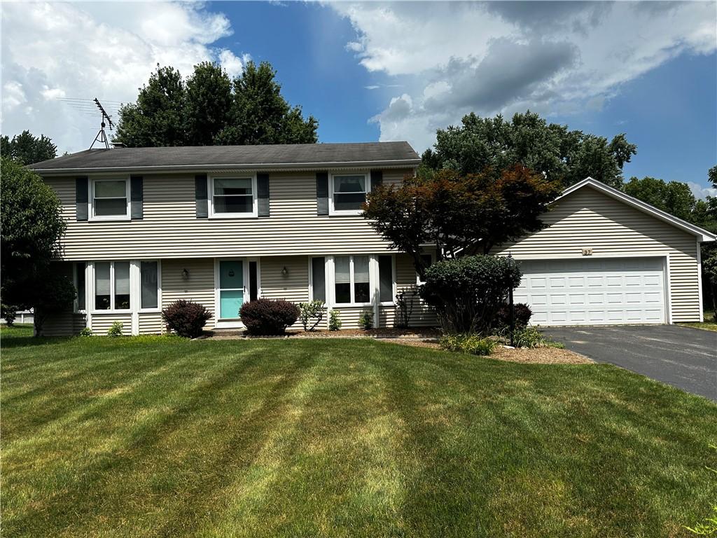37 Concord Dr, Pittsford, NY 14534 - photo 1