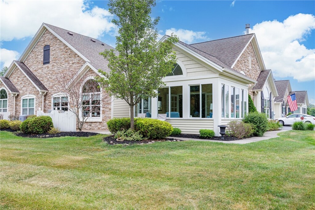 270 Maryview Dr, Penfield, NY 14580 - photo 1
