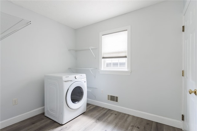 20 Parr Cir, Irondequoit, NY 14617 - laundry area with washer / dryer and wood finished floors