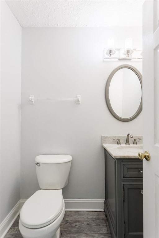 20 Parr Cir, Irondequoit, NY 14617 - bathroom featuring vanity and a textured ceiling