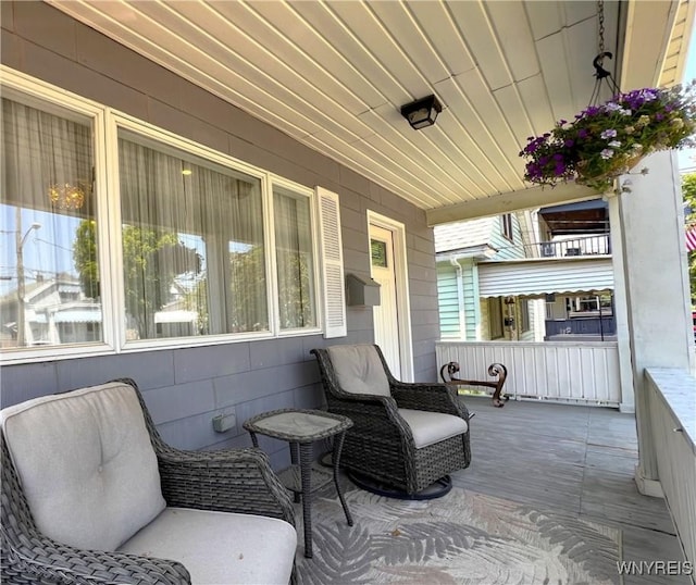 42 Argus St, Buffalo, NY 14207 - view of covered porch