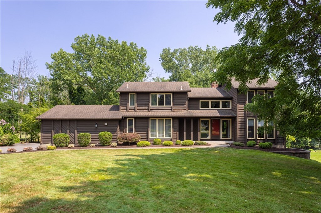12 Trailwood Cir, Pittsford, NY 14618 - photo 1