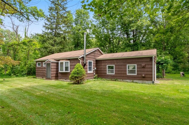 305 Rausler Rd, Farmington, NY 14425 - photo 2