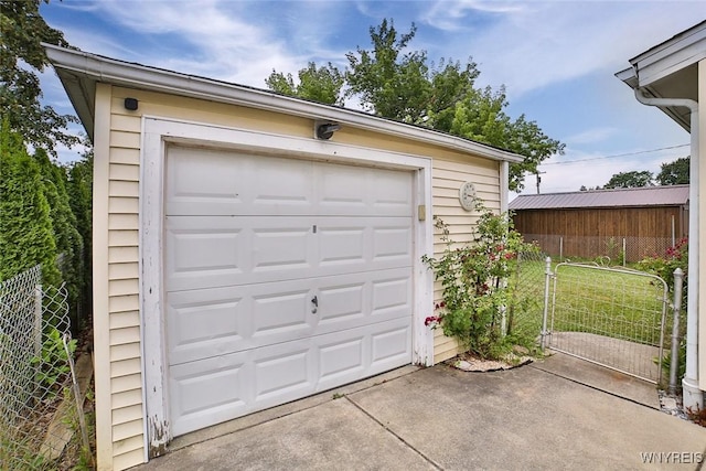 82 Canterbury Ln, Tonawanda, NY 14217 - photo 3