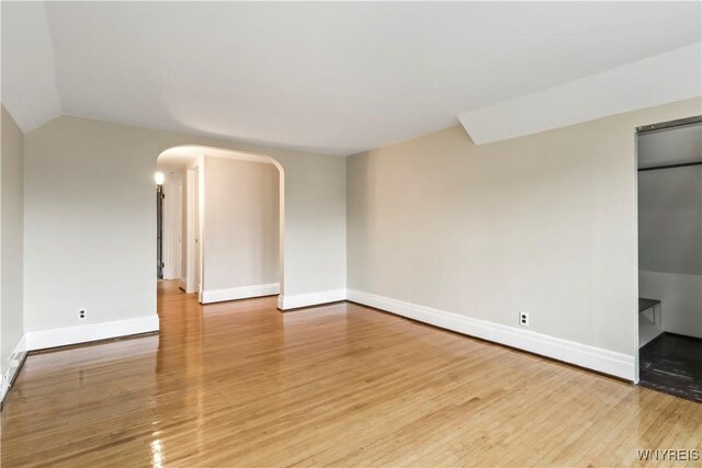 204 E Hazeltine Ave, Tonawanda, NY 14217 - photo 12