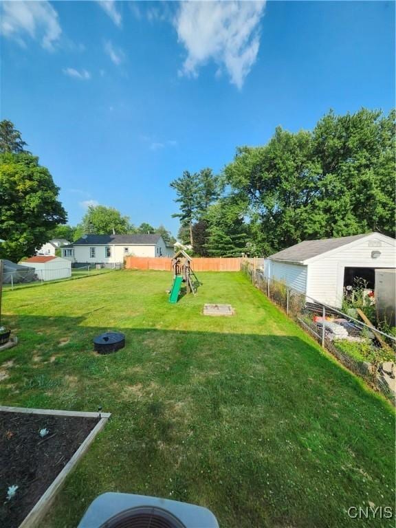 212 Florida Rd N, Salina, NY 13211 - photo 19