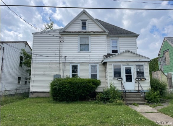 1113 Whitney Ave, Niagara Falls, NY 14301 - photo 1
