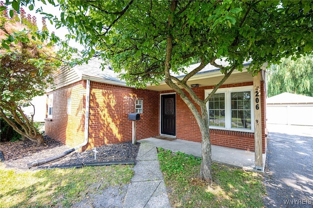 206 Aurora St, Lancaster, NY 14086 - photo 2