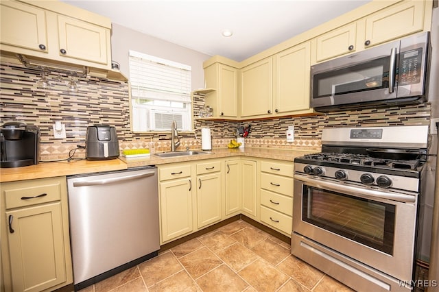 206 Aurora St, Lancaster, NY 14086 - photo 12