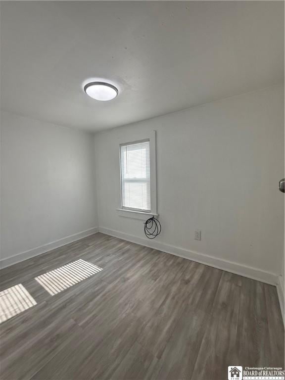 305 Canary St, Dunkirk, NY 14048 - photo 14