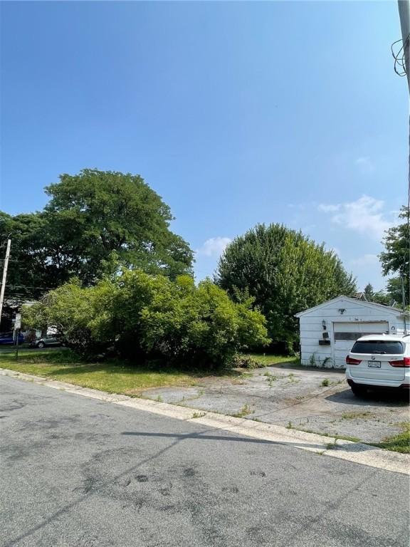 147 Perinton St, Rochester, NY 14615 - photo 5