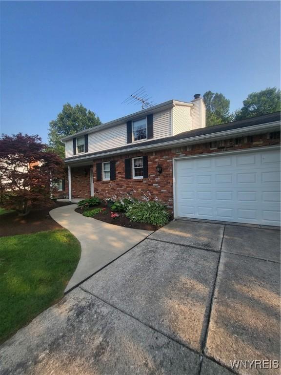 8185 Clarherst Dr, Clarence, NY 14051 - photo 2