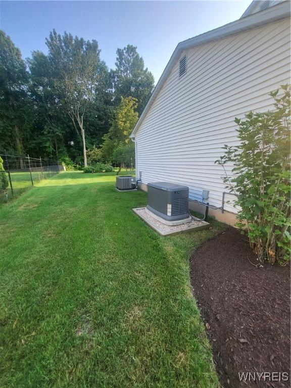 8185 Clarherst Dr, Clarence, NY 14051 - photo 5