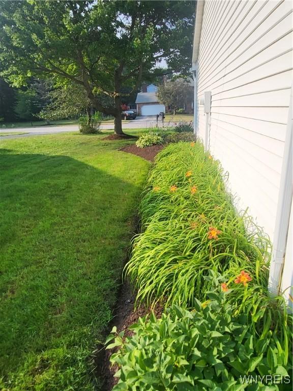 8185 Clarherst Dr, Clarence, NY 14051 - photo 10