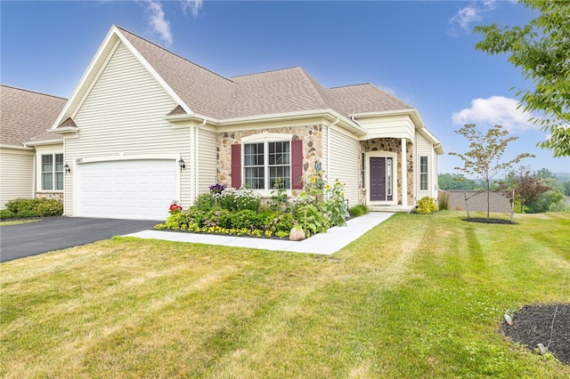 1085 Chapelhill Dr, Victor, NY 14564 - photo 1