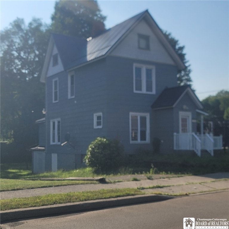10 Mcdaniel Ave, Jamestown, NY 14701 - photo 2