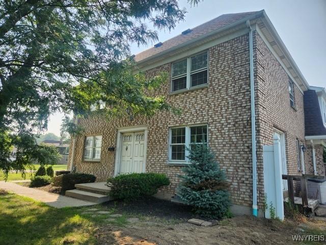90 Carriage Dr Unit 8, Orchard Park, NY 14127 - photo 2