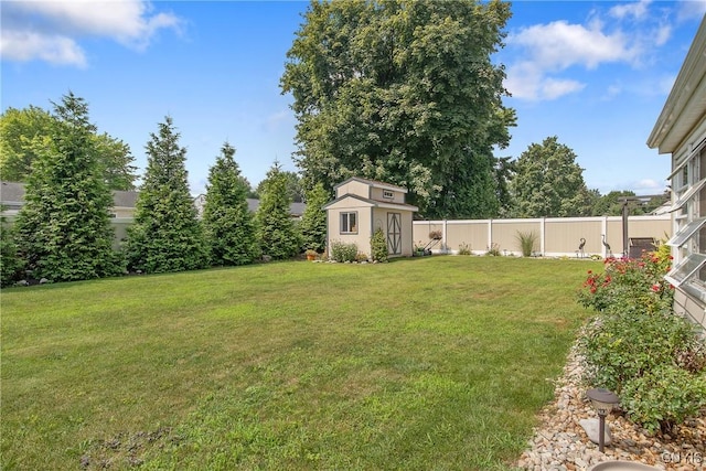 208 Lynnhaven Dr, Clay, NY 13212 - photo 36