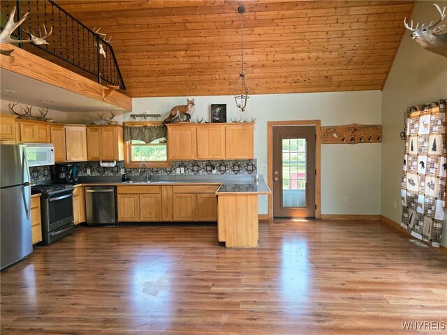 10130 Waite Hollow Rd, New Albion, NY 14719 - photo 8